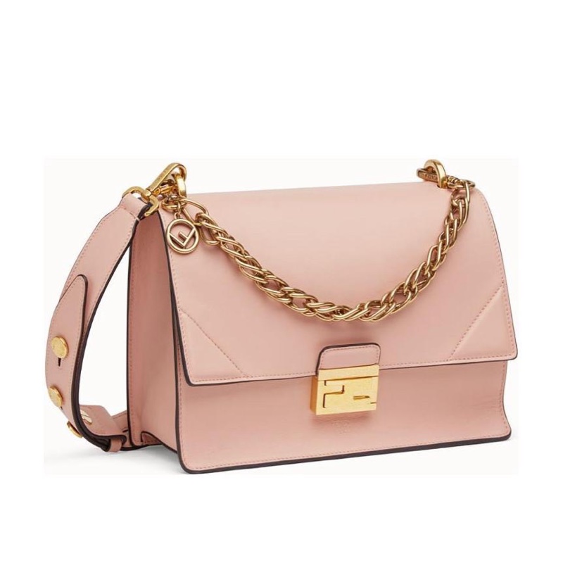 Fendi 女士 KAN U單肩包均碼碼長：25cm、寬：10cm、高：18.5cm-3
