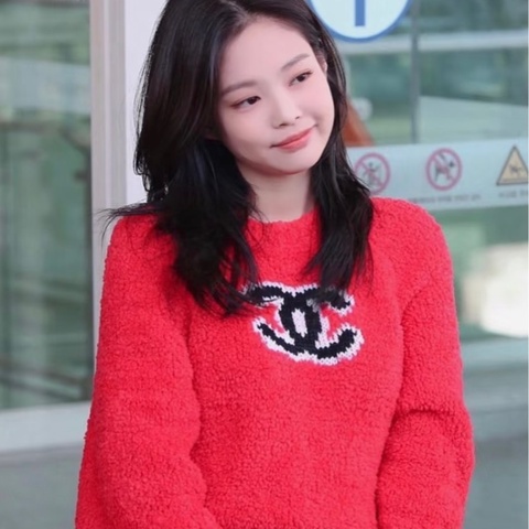 Chanel 雪地秀場泰迪毛桃紅色雙C大logo毛衣