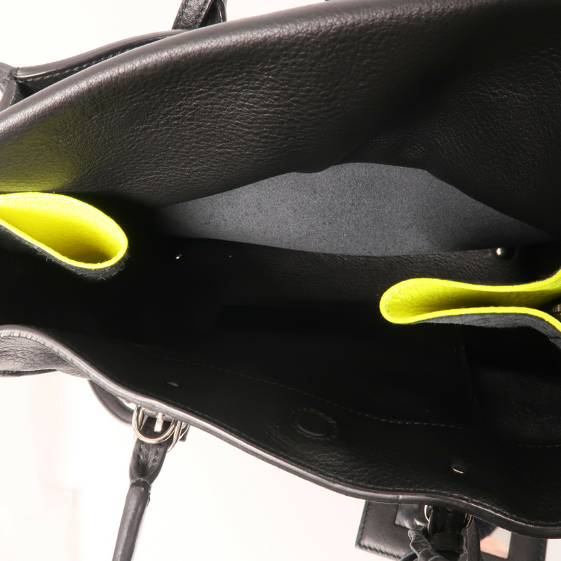 BALENCIAGA 牛皮皮革Papier A6銀扣手挽肩背兩用袋-11