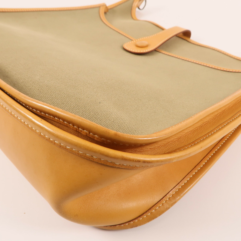 HERMES 帆布Evelyne PM銀扣肩背袋-8