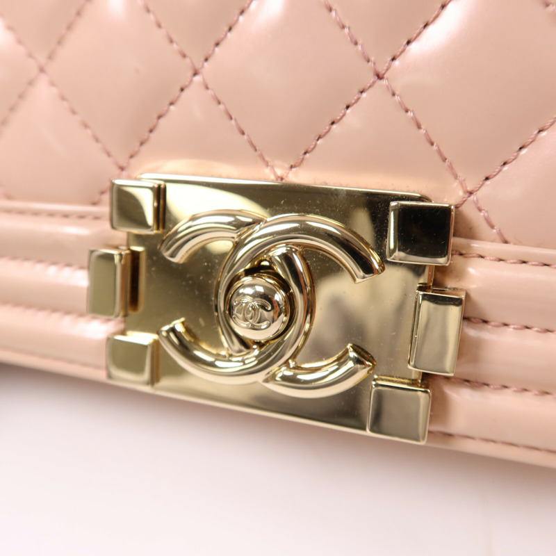 CHANEL 漆皮皮革Boy 25金扣鏈帶肩背袋-7