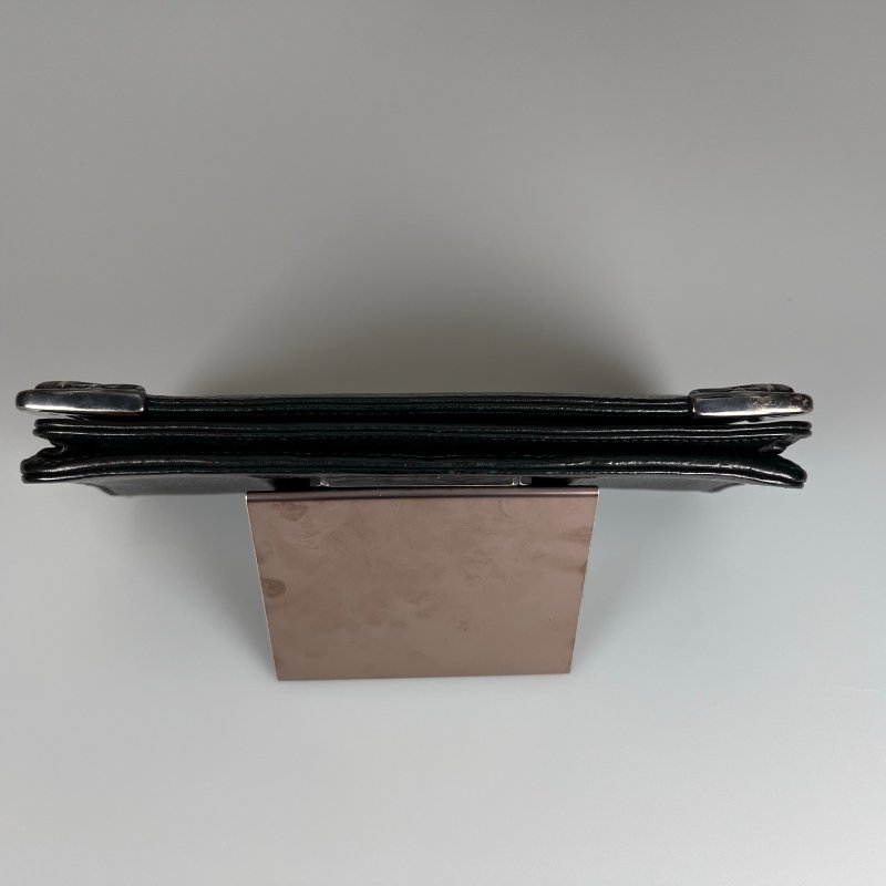 Chrome Hearts 黑皮革鐵牌對開長夾-4