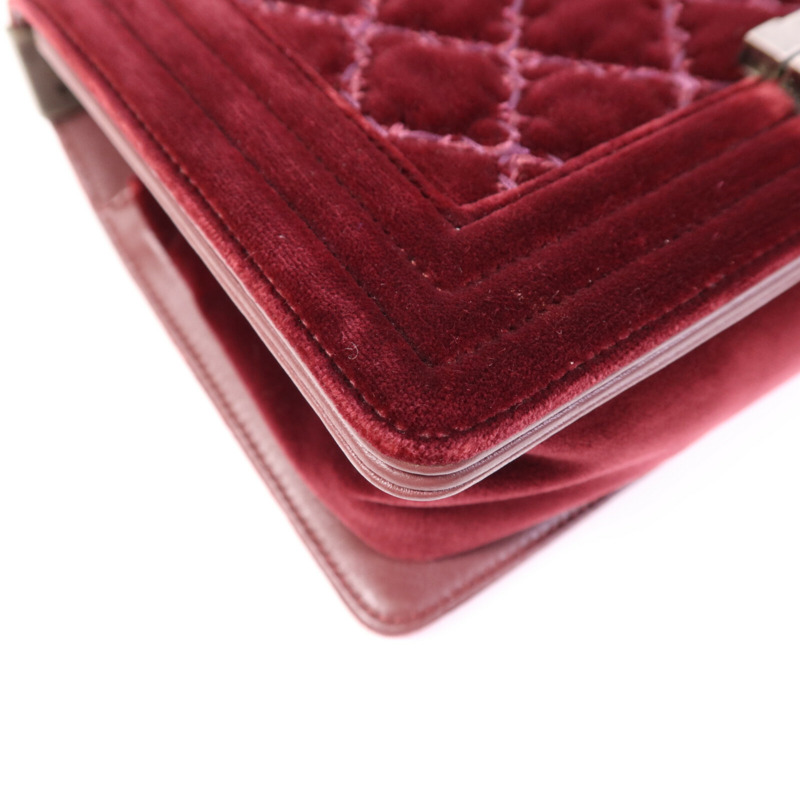 CHANEL 天鵝絨Boy 25銀扣鏈帶肩背袋-11