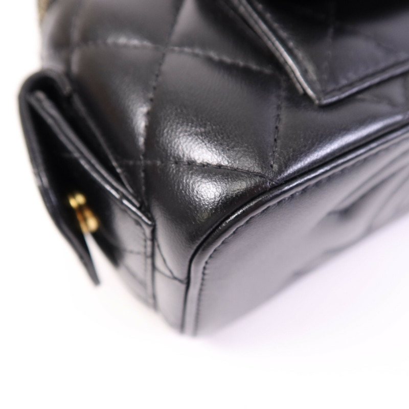 CHANEL 羊皮皮革Vanity Case金扣鏈帶肩背袋-11