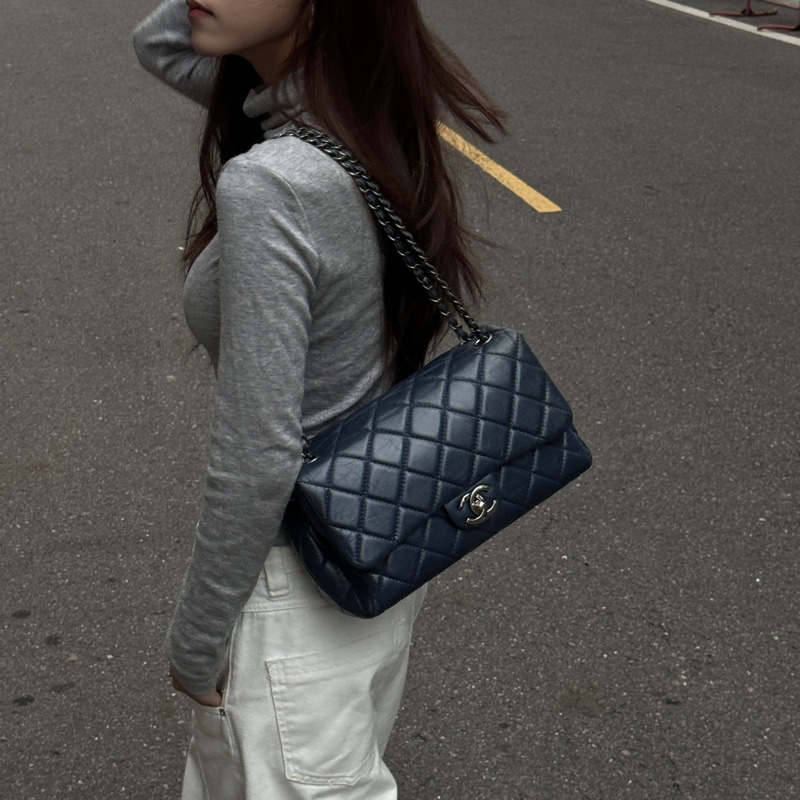 【極新🎁】 Chanel CF 香奈兒 抓皺牛皮 斜背包(專櫃263,300)-29