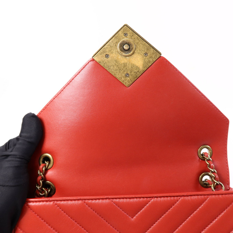 CHANEL 牛皮皮革Pyramid CC Camera Bag金扣鏈帶肩背袋-14