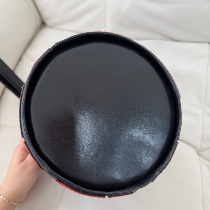 celine千烏格 凱旋門扣 圓筒 單肩包 Vintage 稀有 絕貨-7