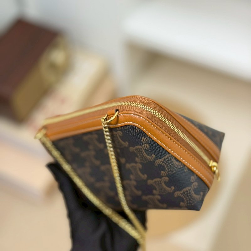 (全新未使用、全配、送禮沒問題😍)🏷Celine 瑟琳.Mini 貝殼包 新款-11