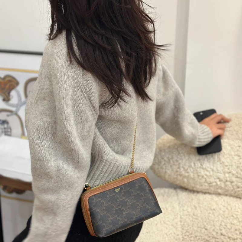 (全新未使用、全配、送禮沒問題😍)🏷Celine 瑟琳.Mini 貝殼包 新款-19