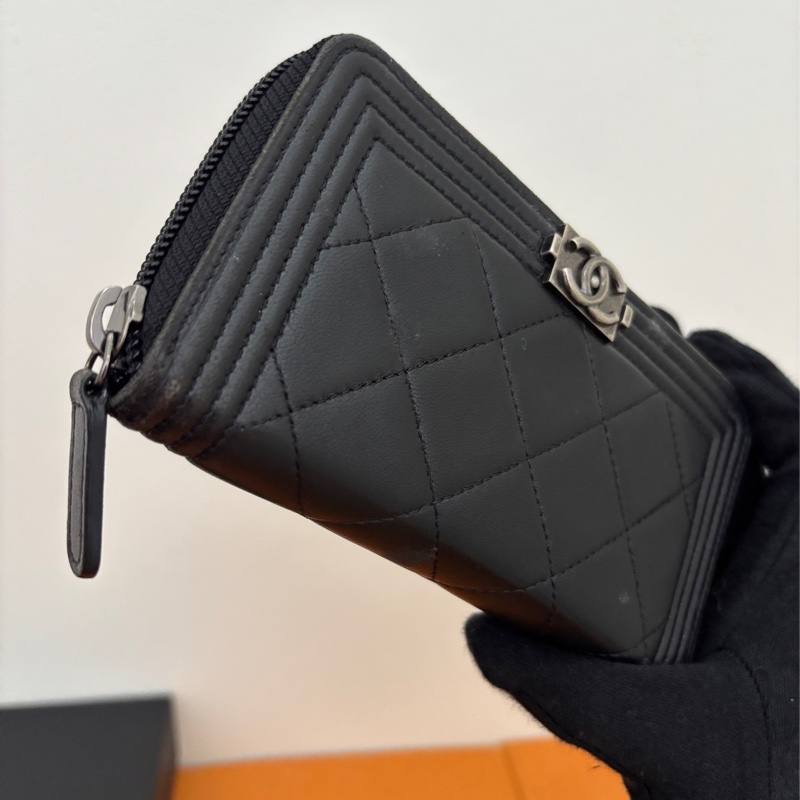 🔹 BOY CHANEL 菱格拉鍊中夾｜黑色-3