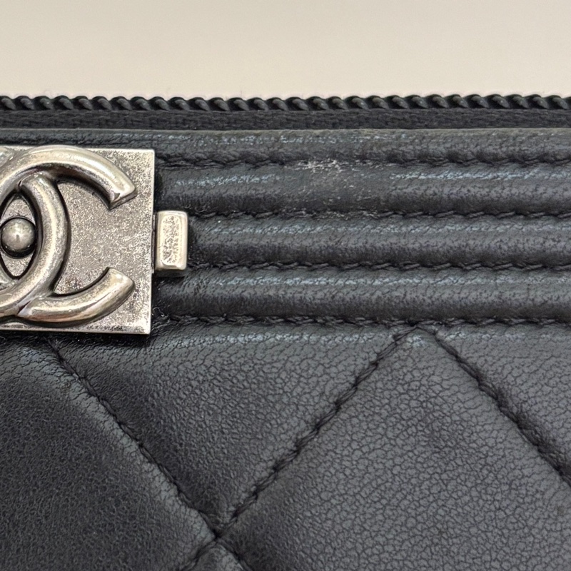 🔹 BOY CHANEL 菱格拉鍊中夾｜黑色-10