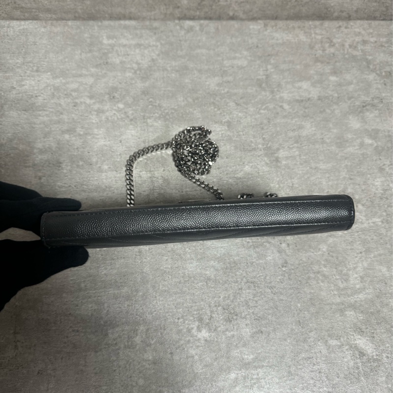 正品 Ysl 大款灰銀荔枝皮斜背包-3
