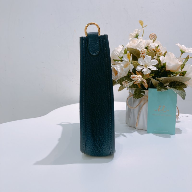 TW4693 Hermes 愛馬仕迷你依夫連肩帶包包Mini Evelyne TC Bleu Nuit x GHW-3