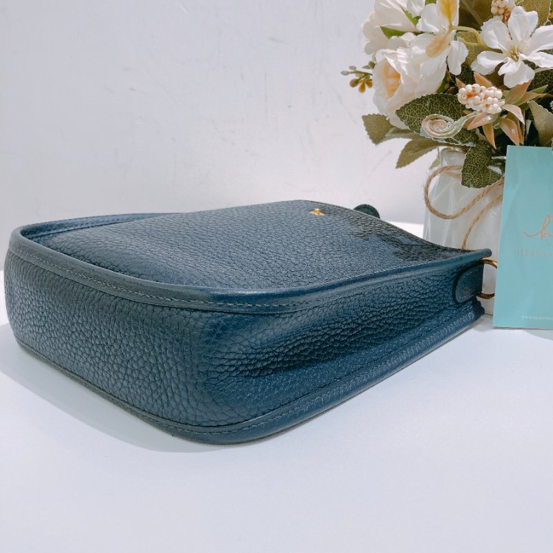 TW4693 Hermes 愛馬仕迷你依夫連肩帶包包Mini Evelyne TC Bleu Nuit x GHW-16
