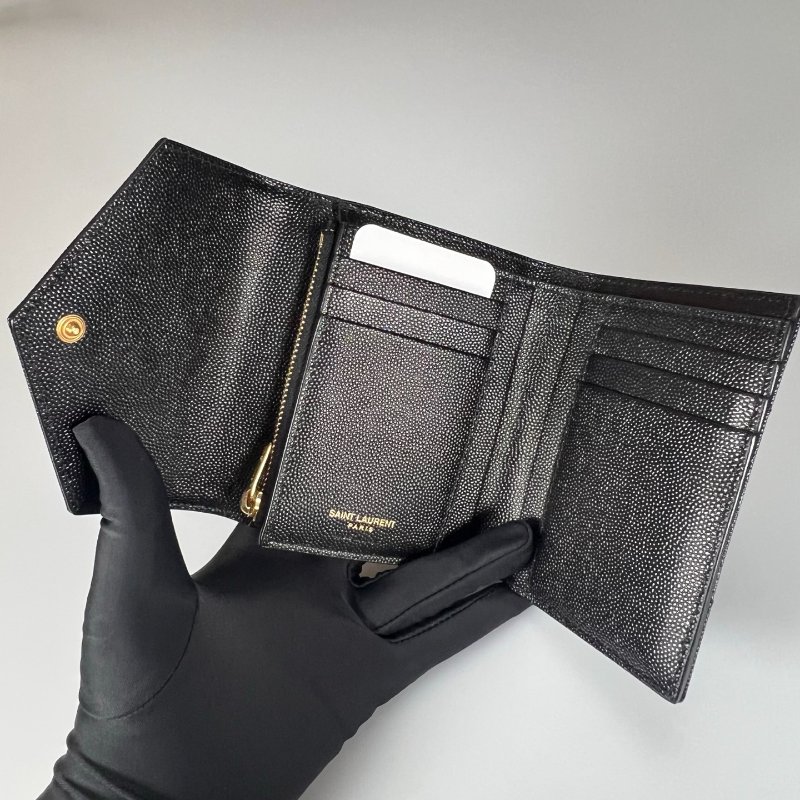 全新品 YSL 403943 黑魚子醬三折短夾-4