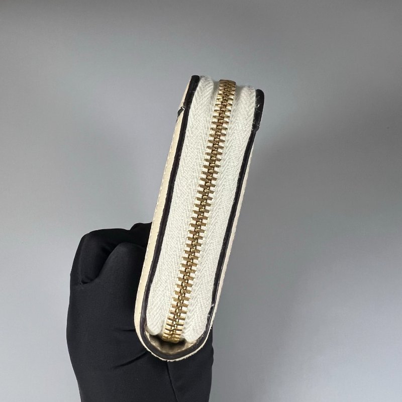 GUCCI 523154 白ㄇ拉長夾-3