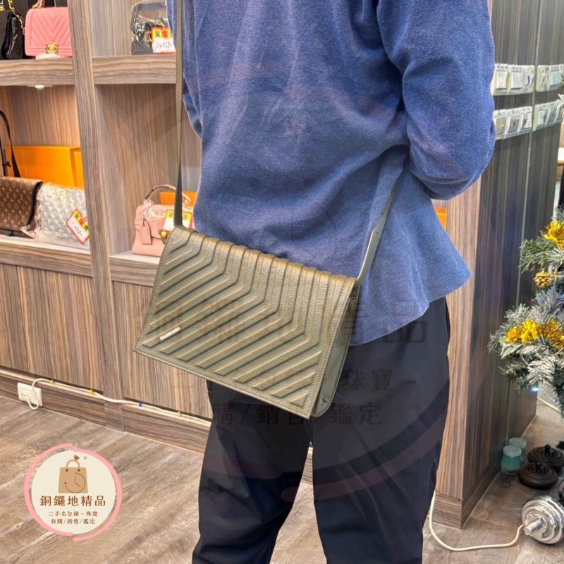 BALENCIAGA 巴黎世家 Car Flap 軍綠色牛皮中性斜背包-1