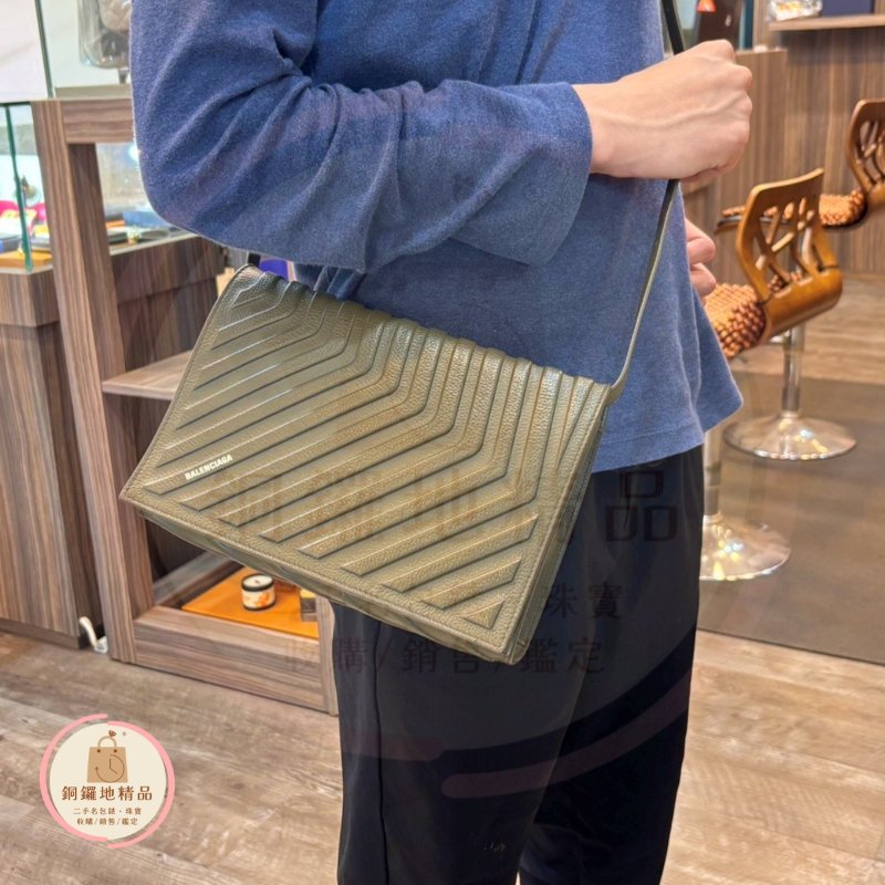 BALENCIAGA 巴黎世家 Car Flap 軍綠色牛皮中性斜背包-2