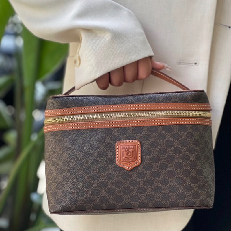 「JL精品代購」98新 Celine 老花 化妝包 手提/單肩包-2