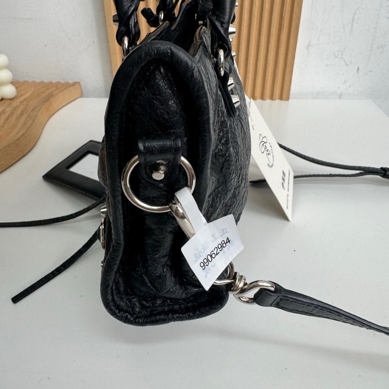 巴黎世家黑銀Nano City-7