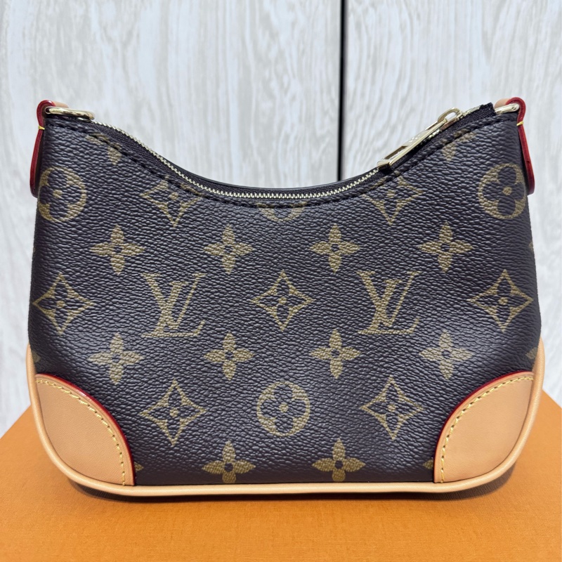 Lv Nano boulogne 小牛角包-6