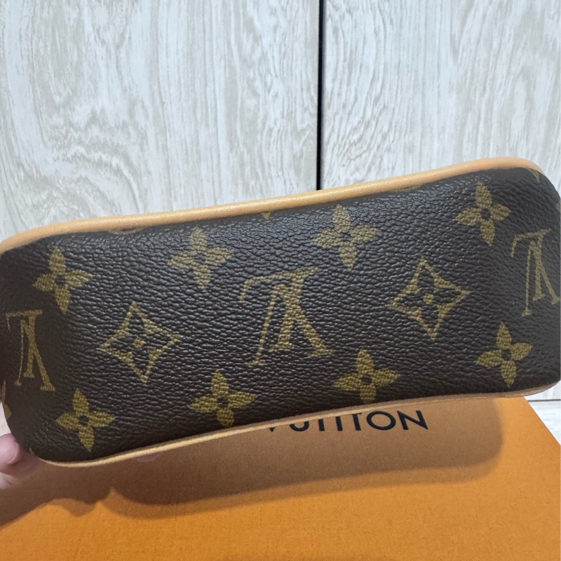 Lv Nano boulogne 小牛角包-7