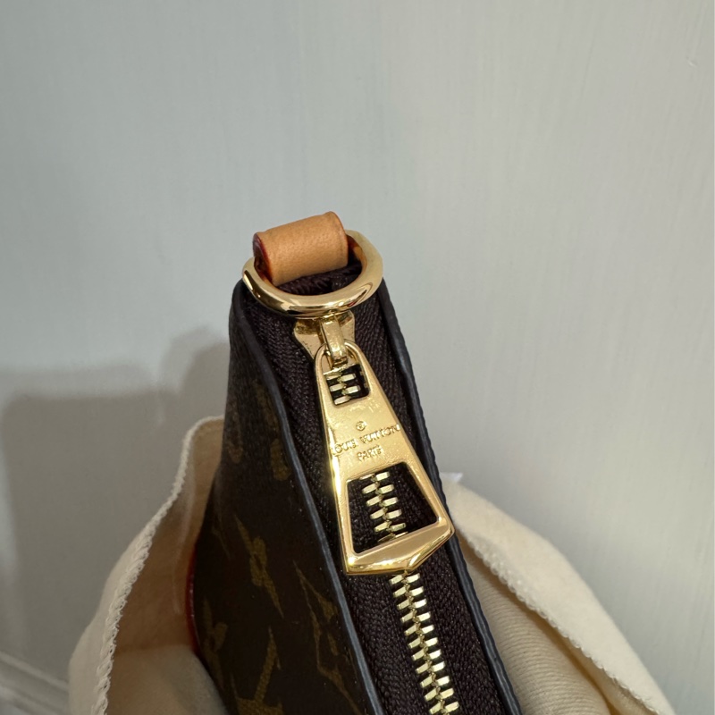 Lv Nano boulogne 小牛角包-10