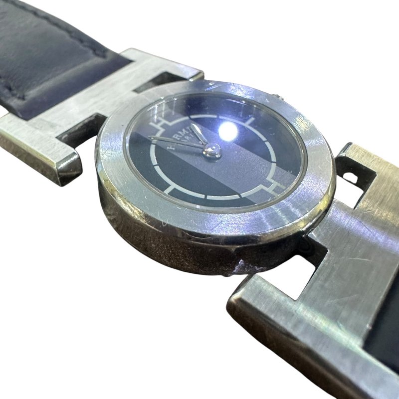 【美收精品】HERMES 雙H銀框黑色黑面磐石英腕錶 4-945-5