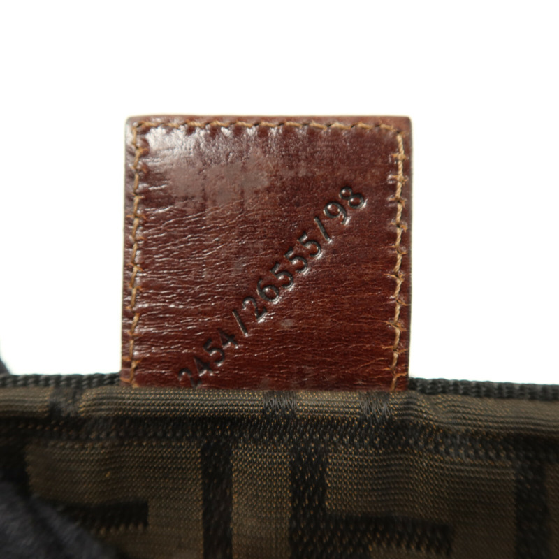 FENDI 帆布Hand Bag銀扣手挽袋-6