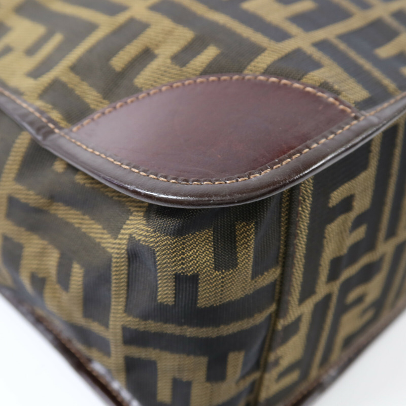 FENDI 帆布Hand Bag銀扣手挽袋-9