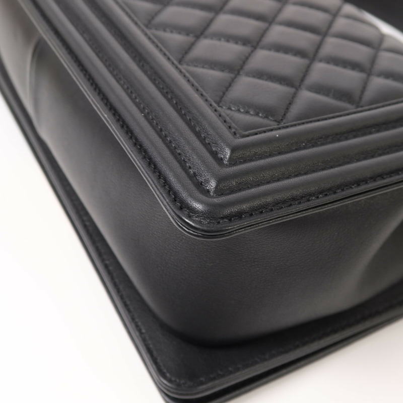 CHANEL 羊皮皮革Boy 25金扣鏈帶手挽肩背兩用袋-13