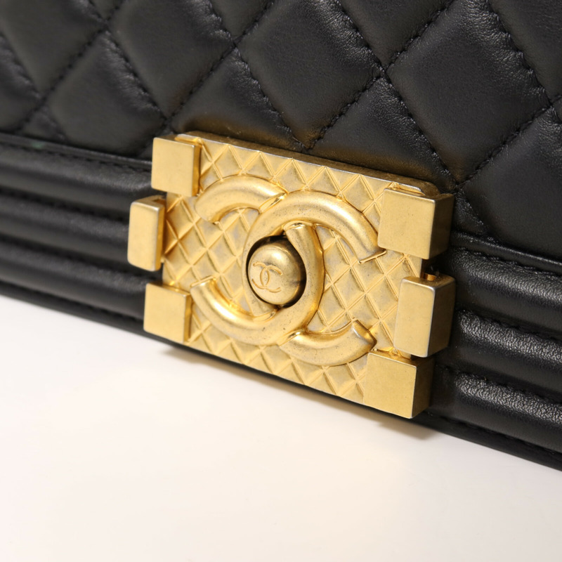 CHANEL 羊皮皮革Boy 25金扣鏈帶手挽肩背兩用袋-14