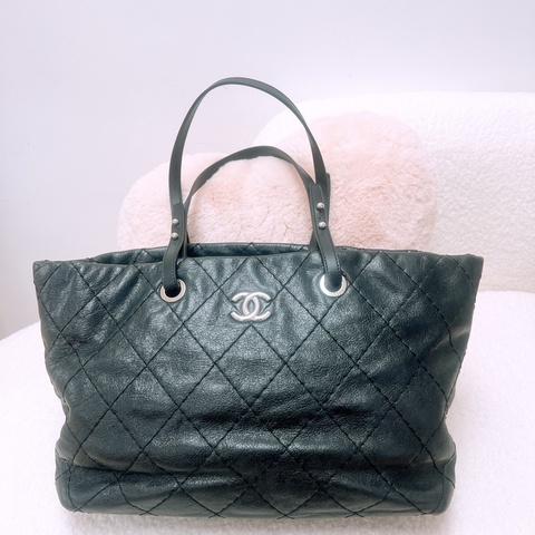 Chanel on the road tote 黑銀牛皮托特/肩背包