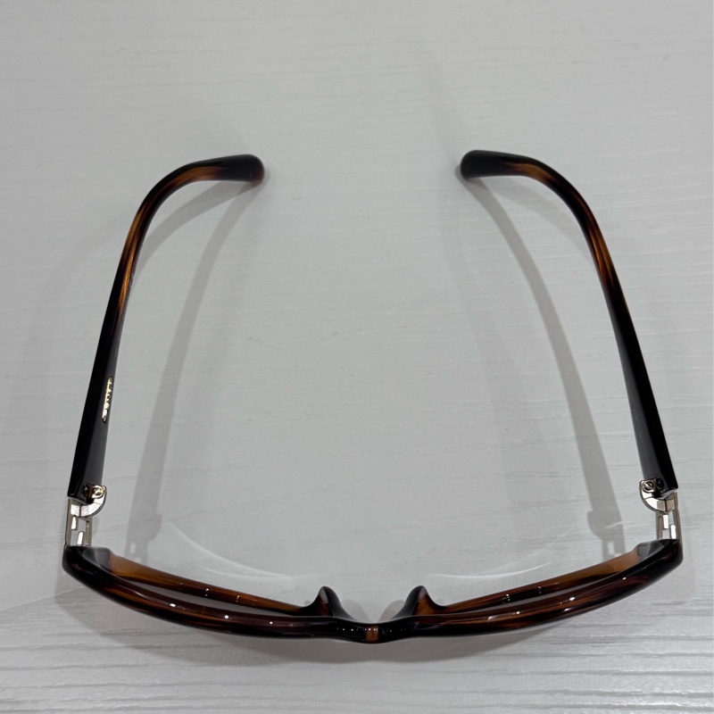 FENDI 琥珀色墨鏡-4