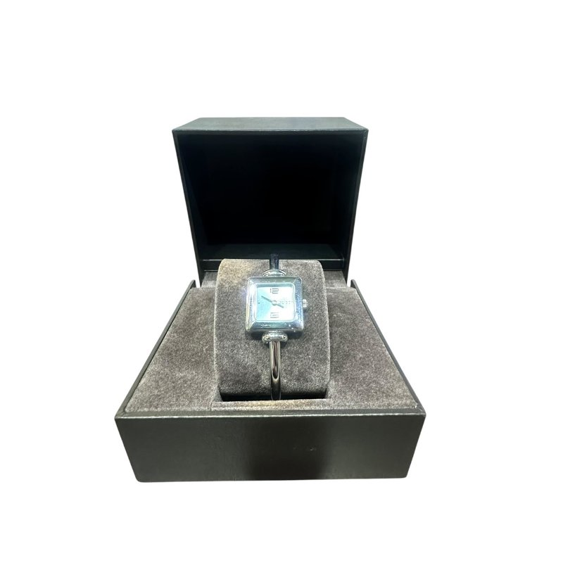 【美收精品】Gucci銀色方型簡約灰色經典腕錶 4-944-0