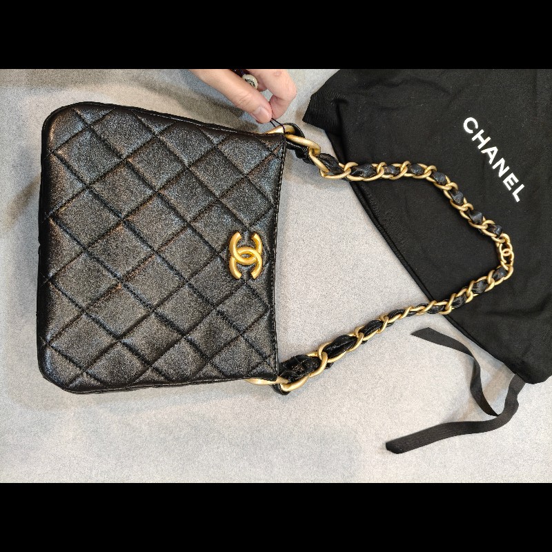 chanel hobo肩背包-10