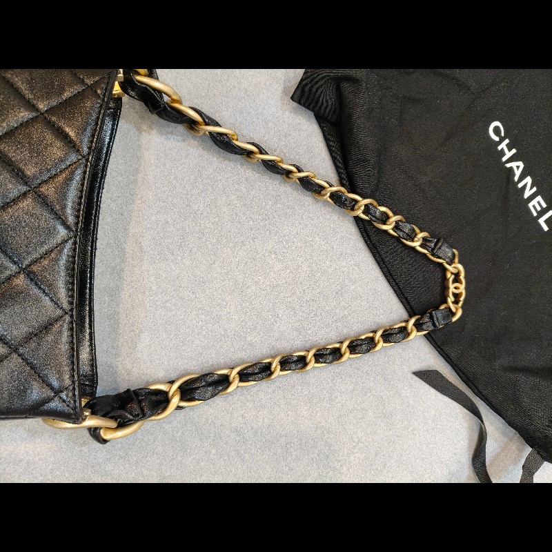 chanel hobo肩背包-16