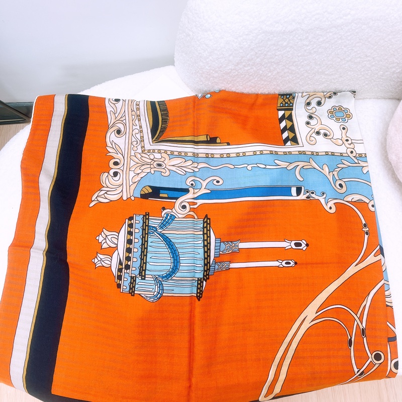 全新 Hermes 橙色絲巾/披肩 140-2