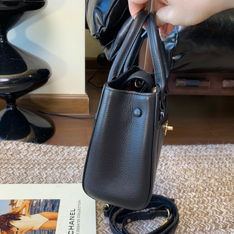 Chanel黑金mini 托特包-3