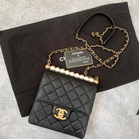 Chanel黑金羊皮珍珠包