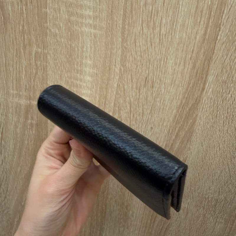 Balenciaga 黑小牛皮對開8卡短夾-4