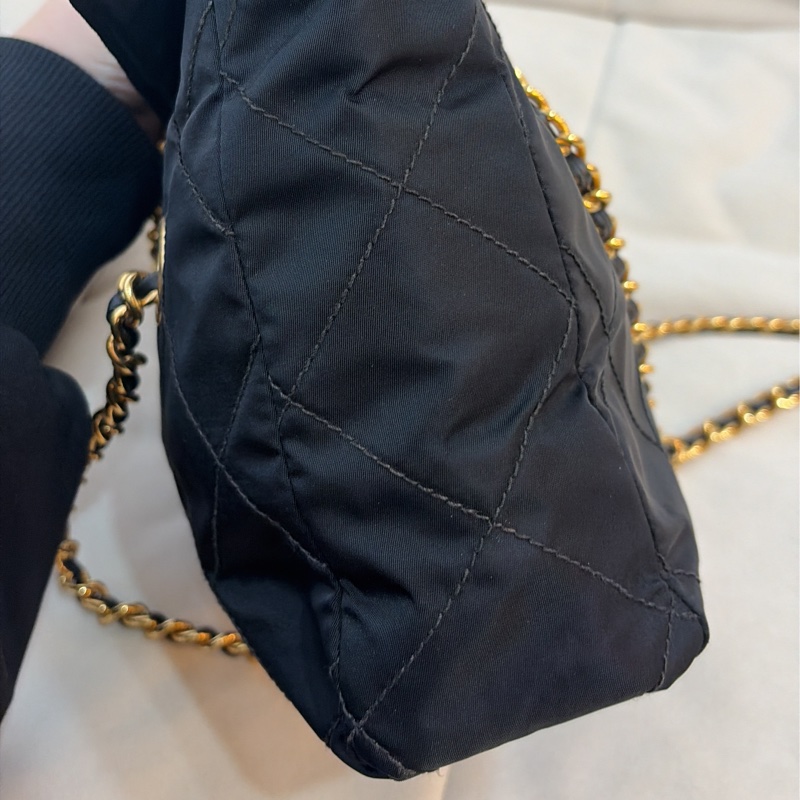 Prada 降落傘鏈條托特包 Tote-8