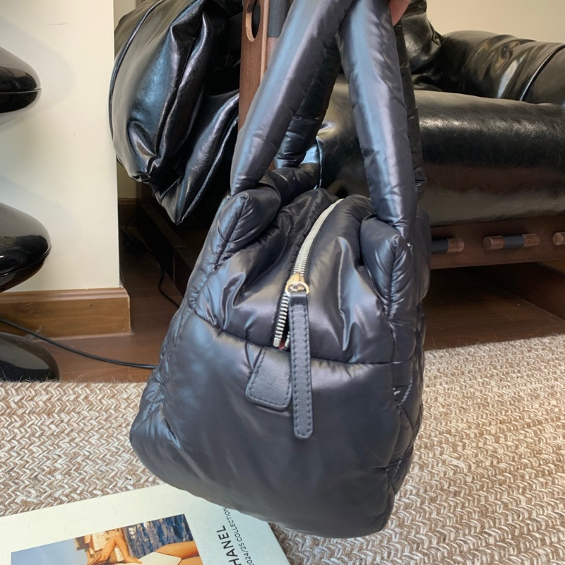 Chanel運動方標羽絨包-3