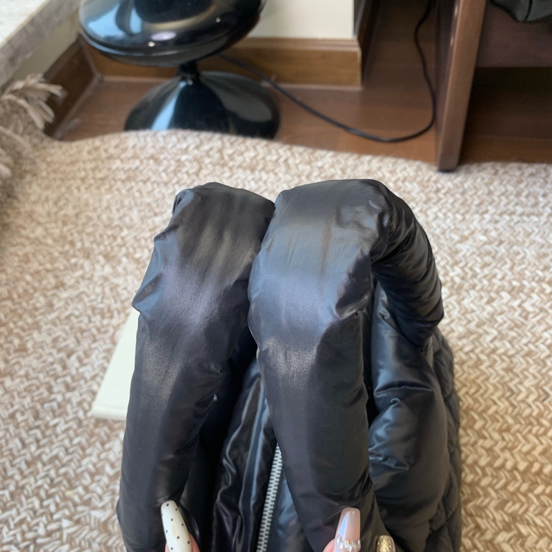 Chanel運動方標羽絨包-4