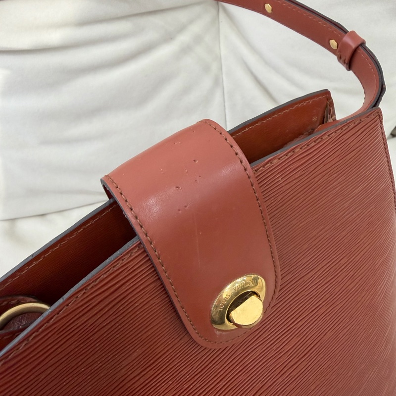 Louis Vuitton LV Epi 水波紋 焦糖色 單肩包 中古-2