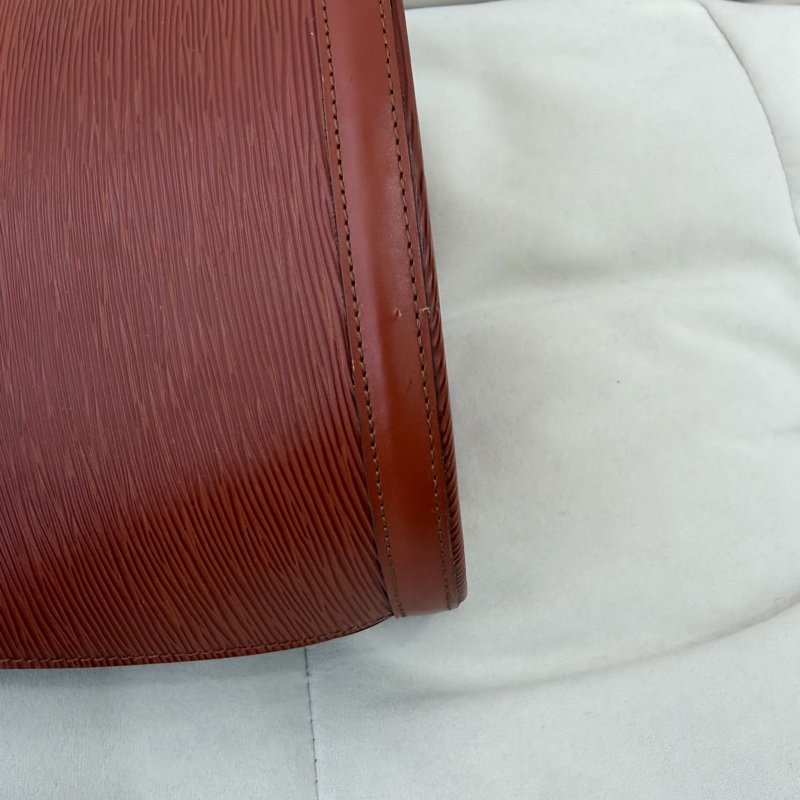 Louis Vuitton LV Epi 水波紋 焦糖色 單肩包 中古-10