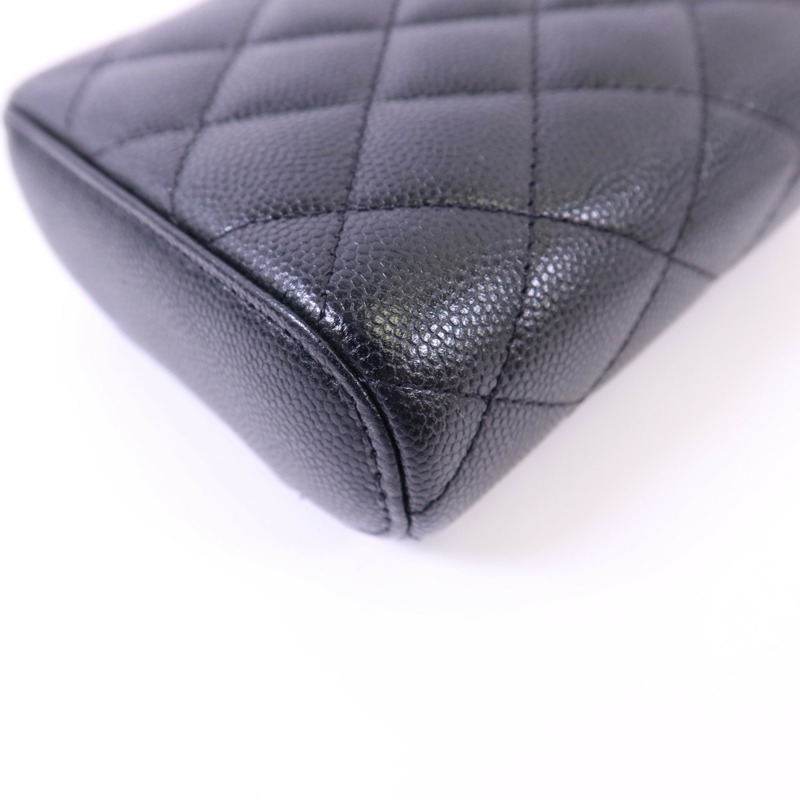 CHANEL 牛皮皮革Chain Shoulder金扣鏈帶肩背袋-10