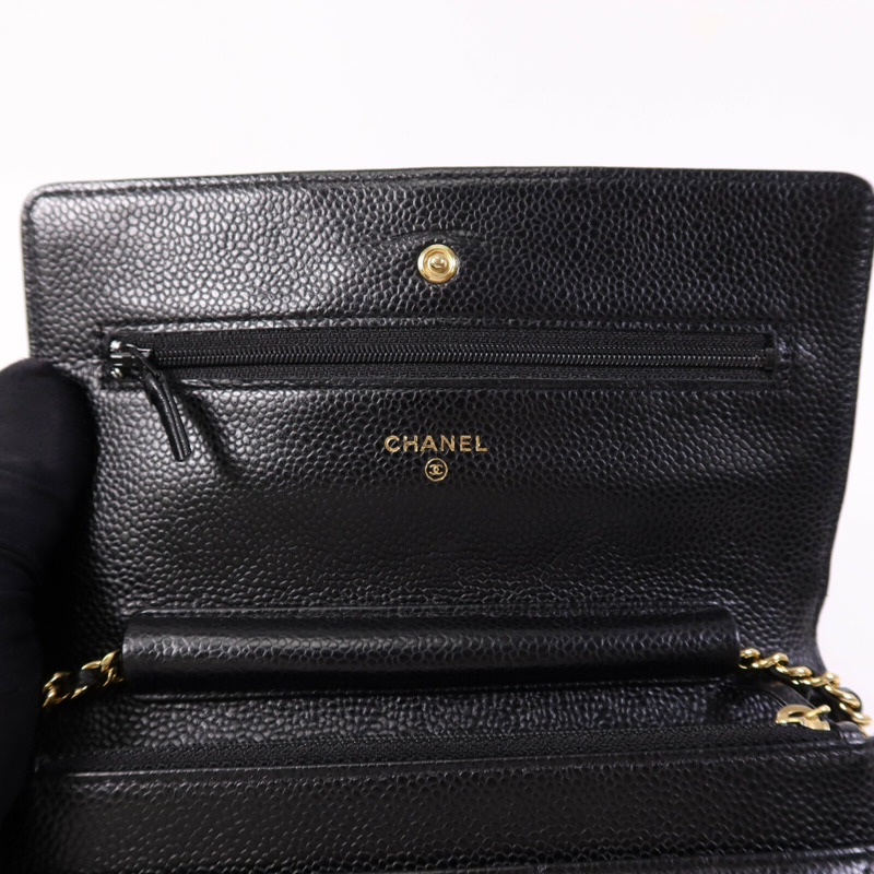CHANEL 牛皮皮革WOC Wallet On Chain金扣鏈帶肩背袋-14