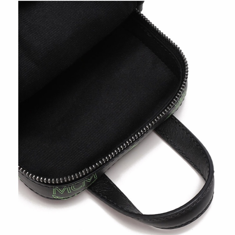 MCM 男士 徽標斜挎包均碼碼15.5 X 10 X 22 CM-3
