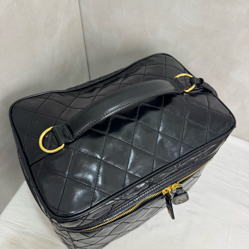 Chanel 菱格漆皮化妝包 手提 斜背 中古 vintage 二手-10
